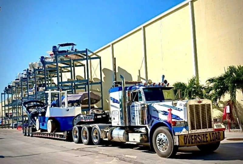 Vehicle transport truck